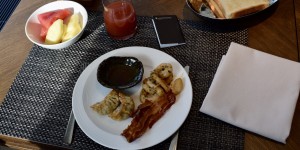 Beitragsbild des Blogbeitrags LIKE THAT: Intercontinental Davos – Executive Junior Suite