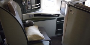 Beitragsbild des Blogbeitrags EVA / China Airlines Crews bekommen Schutzkleidung