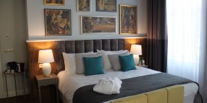 Beitragsbild des Blogbeitrags IHG Rewards verlängert Status um ein Jahr