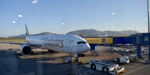 Beitragsbild des Blogbeitrags VAE erlauben Transit – Etihad und Emirates bieten Transitverbindungen 