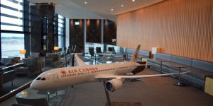 Beitragsbild des Blogbeitrags Air Canadas Plan für Sommer: Loungeöffnung und Catering zurück