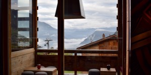 Beitragsbild des Blogbeitrags LUXUS in den BERGEN: W Hotel Verbier – Fantastic Suite