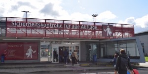 Beitragsbild des Blogbeitrags FÜR RÜCKKEHRER: Covid-19 Testzentren an deutschen Airports (Update)