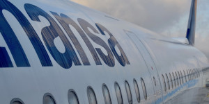Beitragsbild des Blogbeitrags STEIGENDE Covid-19 ZAHLEN: Lufthansa wird in Winterschlaf versetzt 