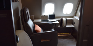 Beitragsbild des Blogbeitrags Singapore Airlines nimmt First und Suites Class bis Ende Oktober 2021 aus Programm