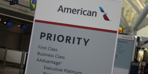 Beitragsbild des Blogbeitrags Alaska MileagePlan und American Airlines AAdvantage gegenseitige Statusbenefits