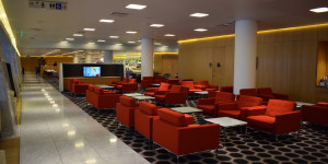 Beitragsbild des Blogbeitrags Qantas will alle internationalen Lounges wieder aufsperren … bis auf Hong Kong