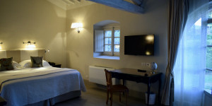 Beitragsbild des Blogbeitrags TOSKANA: SLH Villa di Piazzano Cortona – Junior Suite 