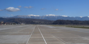Beitragsbild des Blogbeitrags Medienberichte: EU sperrt Luftraum für russische Flugzeuge – Lufthansa lässt Flugzeuge umkehren