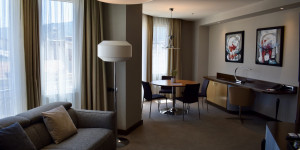 Beitragsbild des Blogbeitrags QUALITÄT: Marriott Skopje – Premier Suite
