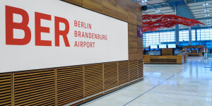 Beitragsbild des Blogbeitrags Flughafen Berlin mit kostenloser Reservierung für Sicherheitskontrolle 