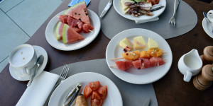 Beitragsbild des Blogbeitrags Hilton erweitert Frühstück Ersatz auf alle Motto Hotels 