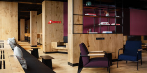 Beitragsbild des Blogbeitrags Swiss eröffnet renovierte Lounge in Terminal D Zürich