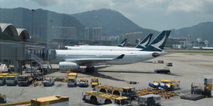 Beitragsbild des Blogbeitrags Alle Cathay Pacific Promo Pages für kostenlose Eco Tickets Europa – Hong Kong