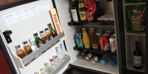 Beitragsbild des Blogbeitrags IHG One Rewards bietet Food and Beverage Rewards … mit einem Haken 