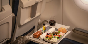 Beitragsbild des Blogbeitrags Brussels Airlines verbessert Europa Business Catering