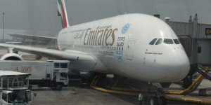 Beitragsbild des Blogbeitrags Emirates testet in Business Reservierung von Gerichten 
