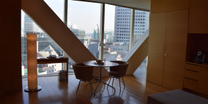 Beitragsbild des Blogbeitrags World of Hyatt – American Airlines wechselseitige Status Challenge zurück