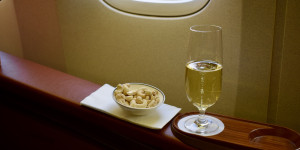 Beitragsbild des Blogbeitrags Flying Blue macht noch eine First mit Meilen verfügbar