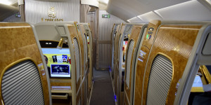 Beitragsbild des Blogbeitrags Emirates Skywards A380 First Sweet Spot ab Februar wieder da 