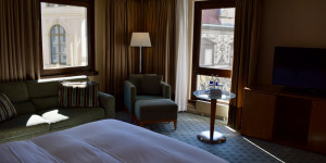 Beitragsbild des Blogbeitrags REVIEW: Hilton Dresden – Executive Family Room