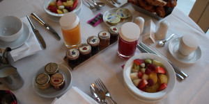 Beitragsbild des Blogbeitrags GHA Titanium mit Frühstück in ausgewählten Marken 