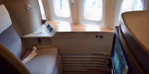 Beitragsbild des Blogbeitrags Ende einer Ära: Cathay schmeißt First aus 777-300 