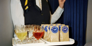 Beitragsbild des Blogbeitrags Lufthansa Umfragewerte im Keller – Lösung: Brot und Obst für die Business