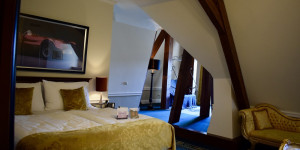 Beitragsbild des Blogbeitrags REVIEW: Autograph Collection Schloss Lieser – Deluxe Room 