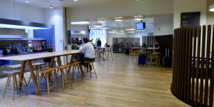 Beitragsbild des Blogbeitrags REVIEW: Austrian Business Lounge Wien (Schengen) 