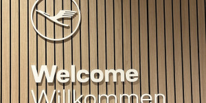 Beitragsbild des Blogbeitrags So sieht das neue Lufthansa Allegris Lounge Design aus 