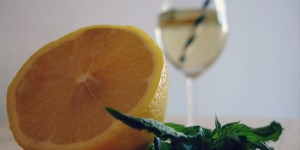 Beitragsbild des Blogbeitrags Rezept: Sommerlicher Cocktail à la „Hinzn“