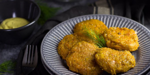 Beitragsbild des Blogbeitrags Süsskartoffelpuffer mit Senfdip