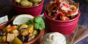 Beitragsbild des Blogbeitrags Vegane Aioli zu Tapas 