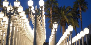 Beitragsbild des Blogbeitrags Die Laterninstallation beim LACMA – Los Angeles County Museum of Art