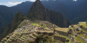 Beitragsbild des Blogbeitrags Machu Picchu auf eigene Faust bereisen & wandern auf Huayna Picchu