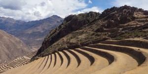 Beitragsbild des Blogbeitrags Sehenswürdigkeiten & Reisetipps für das heilige Tal der Inka in Peru 