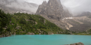 Beitragsbild des Blogbeitrags Wanderung zum Sorapis See in den Dolomiten in Italien 
