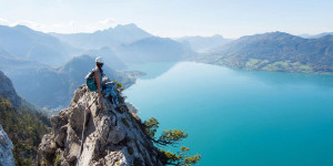 Beitragsbild des Blogbeitrags Attersee Klettersteig auf den Mahdlgupf in Oberösterreich – Impressionen 