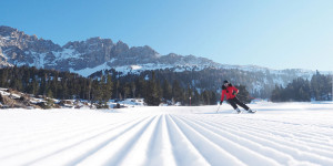 Beitragsbild des Blogbeitrags Winter im Eggental in Südtirol – Skifahren, Langlaufen, Rodeln auf der Sonnenseite der Dolomiten