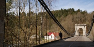 Beitragsbild des Blogbeitrags FlugenteOnTour: Von Burgen, Pferden, Kraftwerken und Brücken – (Technische) Sehenswürdigkeiten in Písek