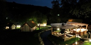 Beitragsbild des Blogbeitrags Camping de luxe: Glamping in Slowenien – Chateau Ramšak (inklusive Ausflugstipps) 