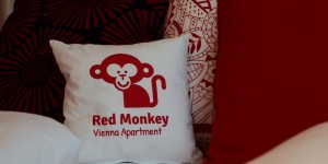Beitragsbild des Blogbeitrags FlugentenTipp für eine Unterkunft in Wien: Red Monkey Vienna Apartment