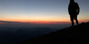 Beitragsbild des Blogbeitrags Sonnenuntergang und Sonnenaufgang am Schneeberg