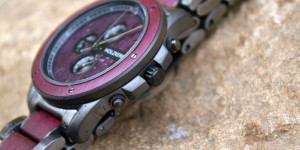 Beitragsbild des Blogbeitrags Gawain von Holzkern – die Uhr aus Holz