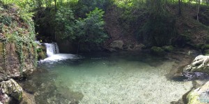 Beitragsbild des Blogbeitrags Wander- und Wasserwelt Myrafälle