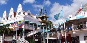 Beitragsbild des Blogbeitrags Ein Tag auf Aruba: Die Highlights im Norden der Karibikinsel