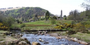 Beitragsbild des Blogbeitrags Kilkenny & Glendalough: Ein Tag in Irlands Osten 