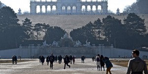 Beitragsbild des Blogbeitrags Schloss Schönbrunn und die Gloriette 