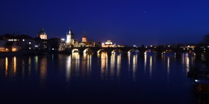 Beitragsbild des Blogbeitrags Prag bei Nacht 